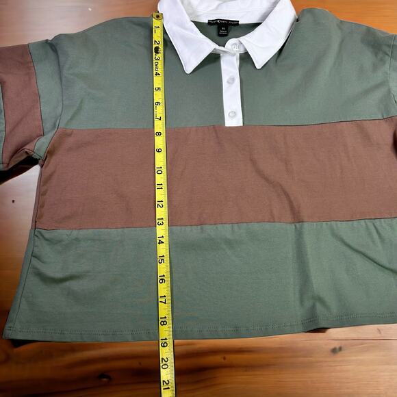 MM MM MM Top Women XL Cropped Green Sage Mocha ColorBlock Collared Tee Dillards - Picture 10 of 10